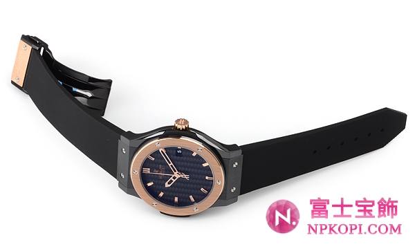 ウブロクラシックフュージョン セラミックゴールド ４２ｍｍ 542.CP.1780.RX